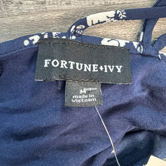 Fortune & Ivy NWT Blue Floral V-Neck Top P12 - Picture 4 of 6